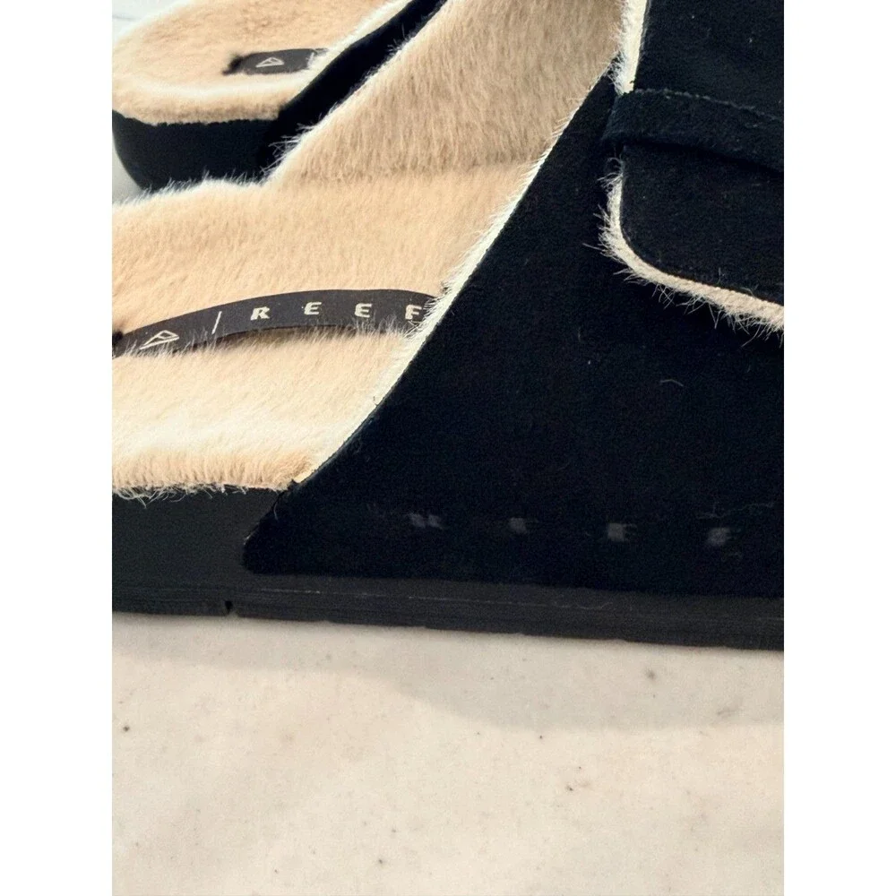 REEF BLACK OJAI TWO BAR COZY SUEDE/ FAUX FUR PLATFORM SANDALS, US 9